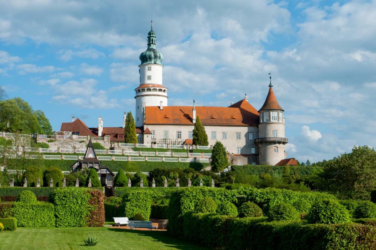 Zámek Nové Město nad Metují Exteriér fotografie
